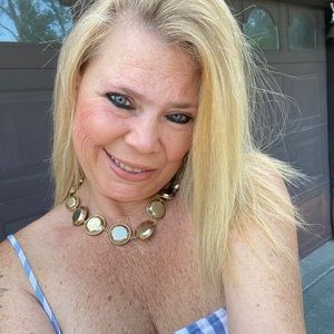 Meet your Posher, Barbara